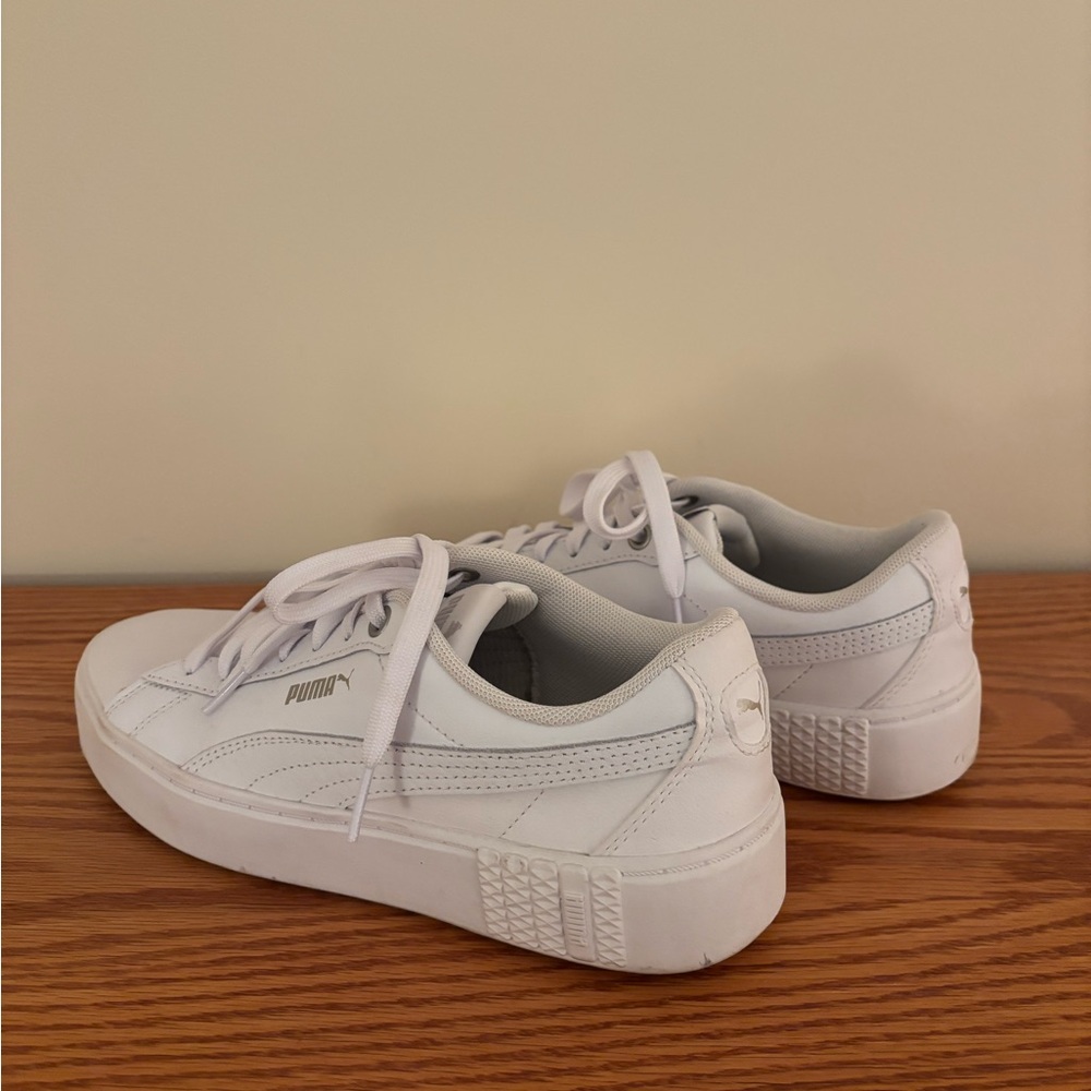 Puma Women's White Sneakers Smash Platform V2 Triple White Tennis Shoes